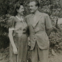 Magda and her husband Izak in the Feldafing DP Camp, 1945.