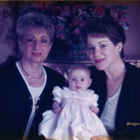 Gerda, her daughter and her granddaughter